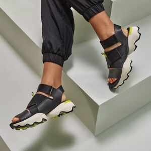 Sorel WOMEN'S KINETIC IMPACT SPORTY SANDAL Black Size 8.5